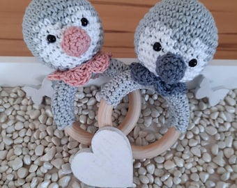 Rassel Pinguin, Greifling, Motorik, Holzring, Zahnen, Geschenk zur Geburt, Baby, Babyparty, Geschenkidee