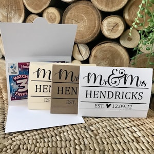 Idea personalizzata per il matrimonio in bomboniera. Portafoglio biglietti della lotteria. Porta gratta e vinci. Bomboniere personalizzate. Regalo personalizzato della lotteria LGBT. Matrimonio gay