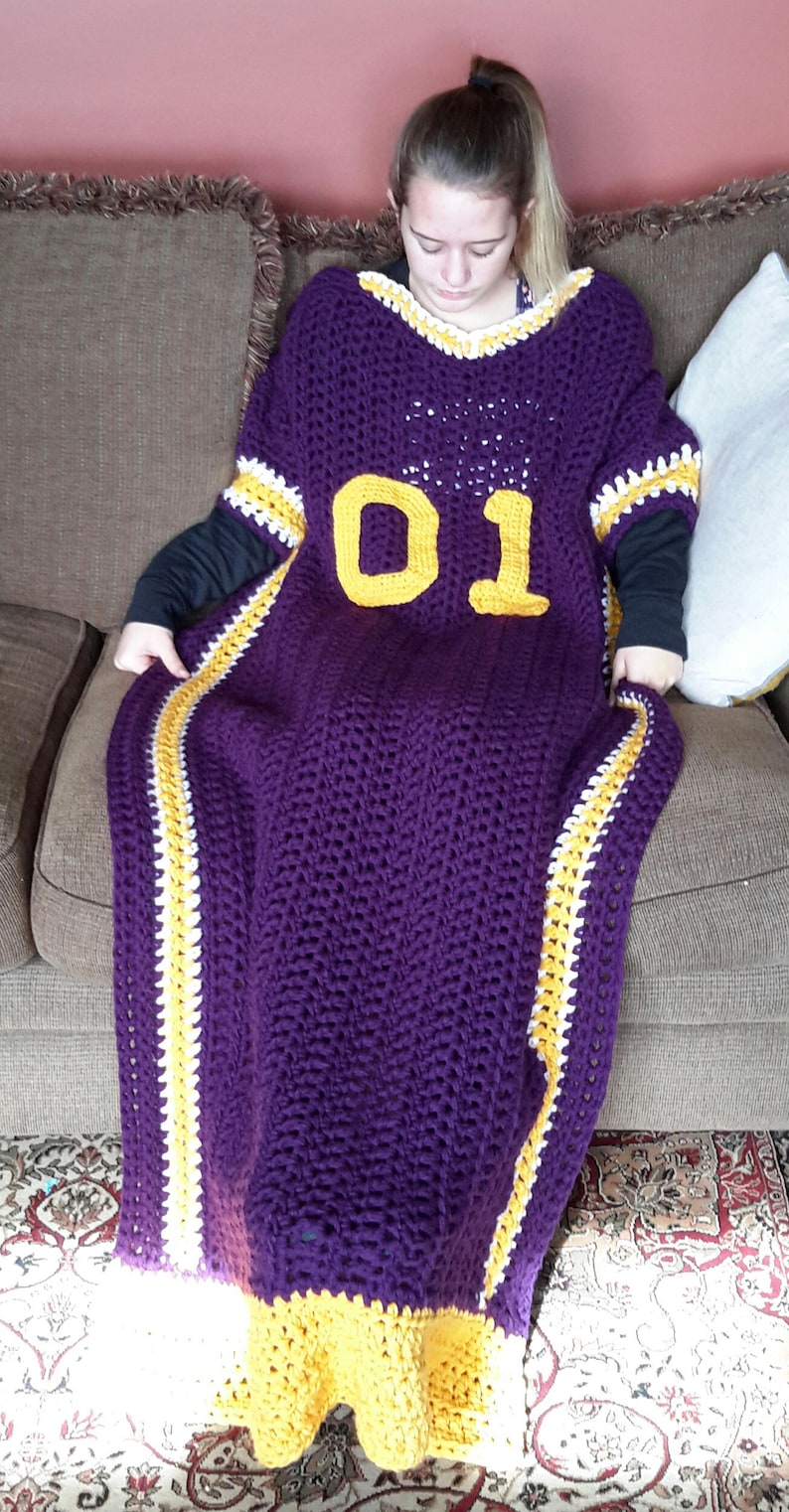 Wearable Football Jersey Blanket, crochet pattern, PDF, Digital Download, Toddler Child Adult sizes image 2