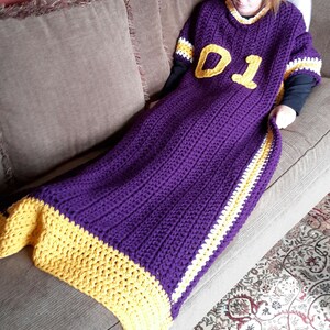 Wearable Football Jersey Blanket, crochet pattern, PDF, Digital Download, Toddler Child Adult sizes image 3