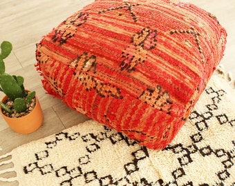 Vintage Moroccan Beni Ourain Wool Pouf: Red Berber Floor Cushion