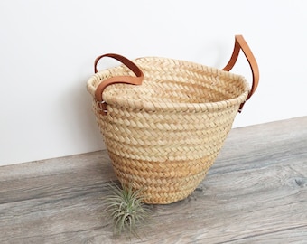 Small Round Straw Bag, Woven Straw Basket Leather Handles, Small Beach Bag, Small Straw Purse, Brides Maid Gift, Wedding Accessoire