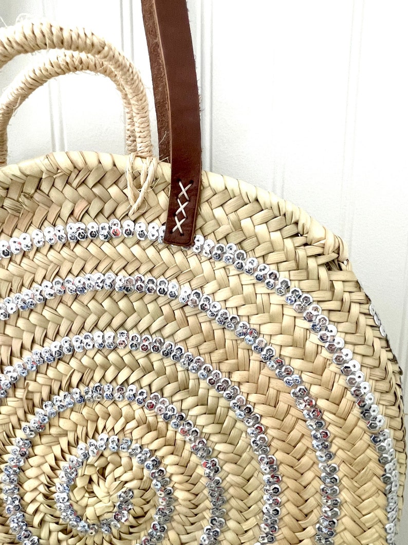 Round Straw Bag with Sequins, Round Straw Bag, Woven Straw Basket, Sequins Purse, Boho Purse, Beach Purse, Beach Bag image 3