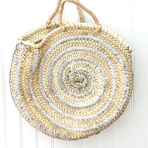 Round Straw Bag with Sequins, Round Straw Bag, Woven Straw Basket, Sequins Purse, Boho Purse, Beach Purse, Beach Bag image 4