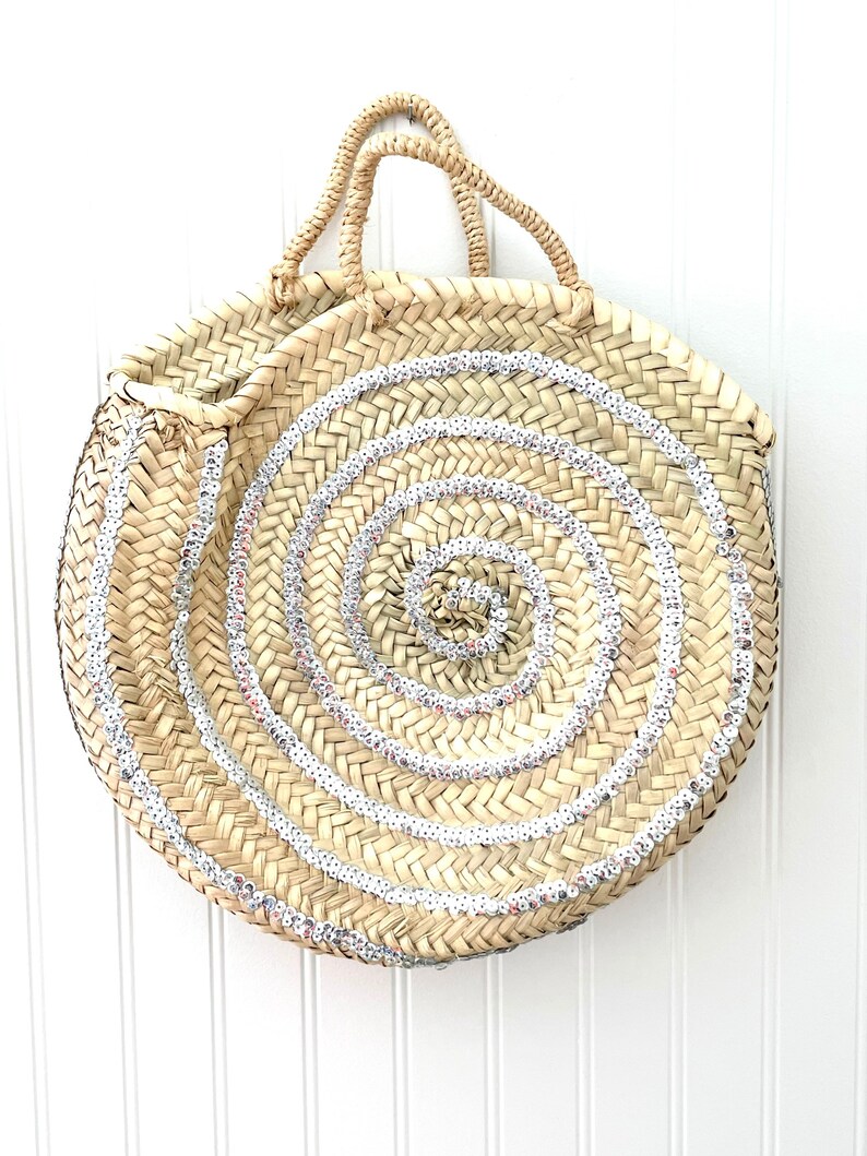 Round Straw Bag with Sequins, Round Straw Bag, Woven Straw Basket, Sequins Purse, Boho Purse, Beach Purse, Beach Bag image 4