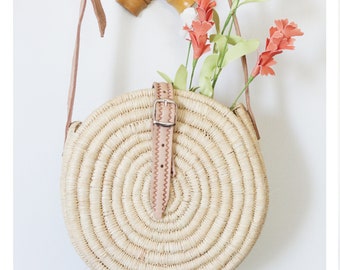 The Susanna Straw Purse, Round Straw Bag, Straw Purse, Woven Purse, French Straw Bag, Woven Bag, Straw Basket, Rattan Purse, Straw Tote