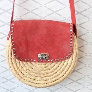 Red Leather Suede Straw Purse, Straw Bag, Straw Purse, Woven Purse, French Straw Bag, Woven Bag, Straw Basket, Rattan Purse, Straw Tote