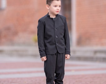 Set di abbigliamento a 2 pezzi alla moda per ragazzi / Vestito invernale elegante nero per bambini / Moda ragazzi su misura / I bambini indossano abiti da esterno