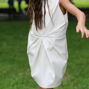 Girls white dress/Faux leather ivory dress/Bridesmaid girls dress/Kids midi dress/Toddler girls shift dress/White party dress/Black dress 画像 6