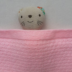 Handknitted Pink Baby Blanket: Preemie Cot Size, Pram Cover immagine 10