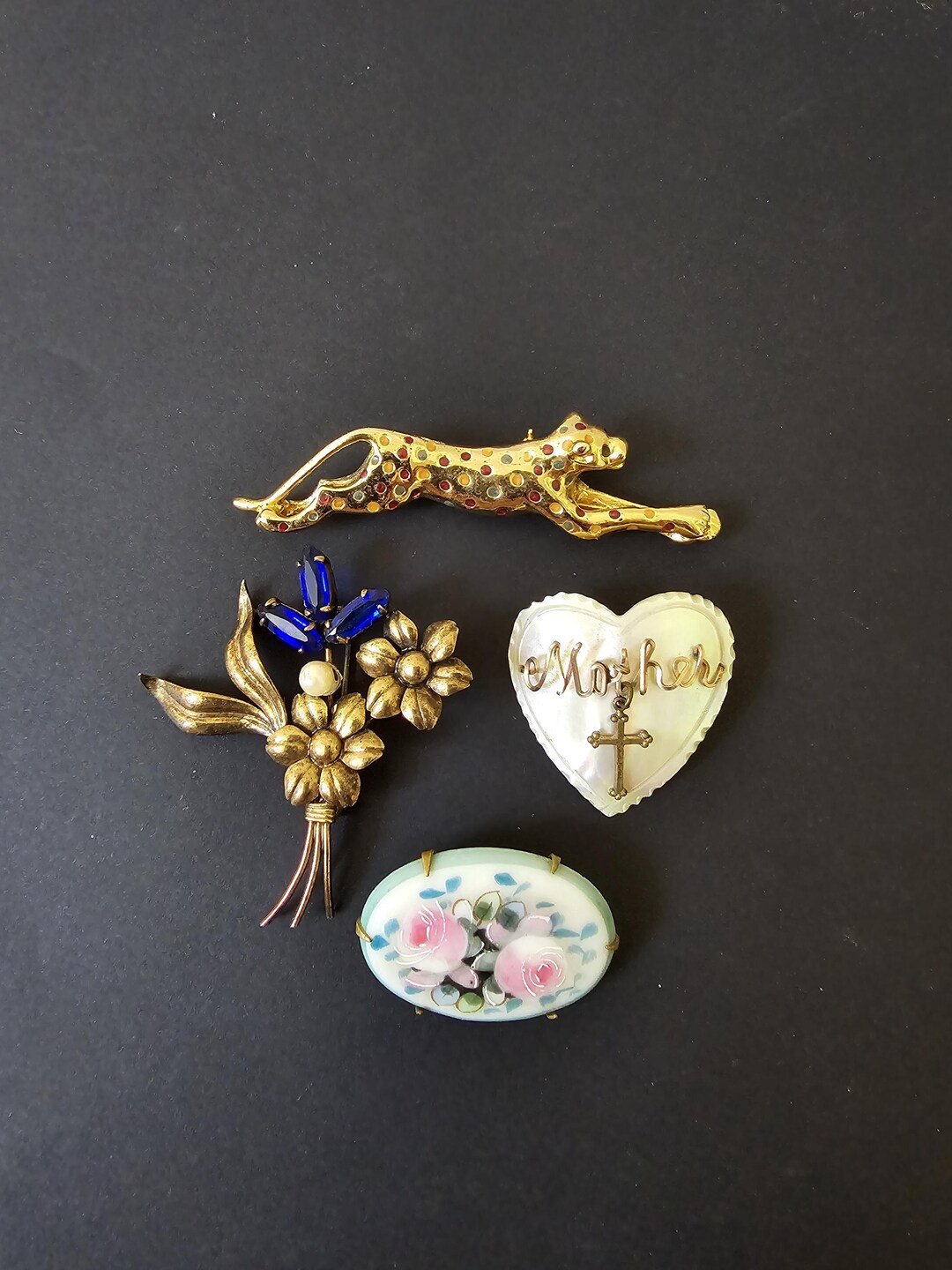 Collection of Vintage Brooches/pins - Etsy