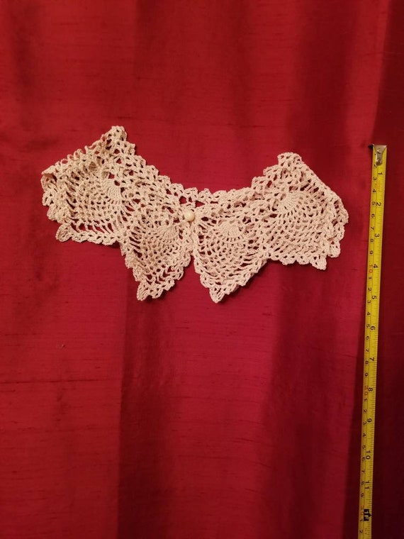 Antique Crocheted Lace Collar with button - image 2