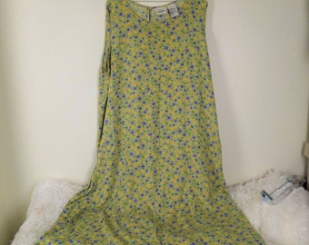 Studio Ease Dress Size 18 Green flowers Y2K Lagenlook Cottegecore