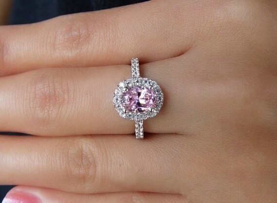 2 carat pink diamond ring