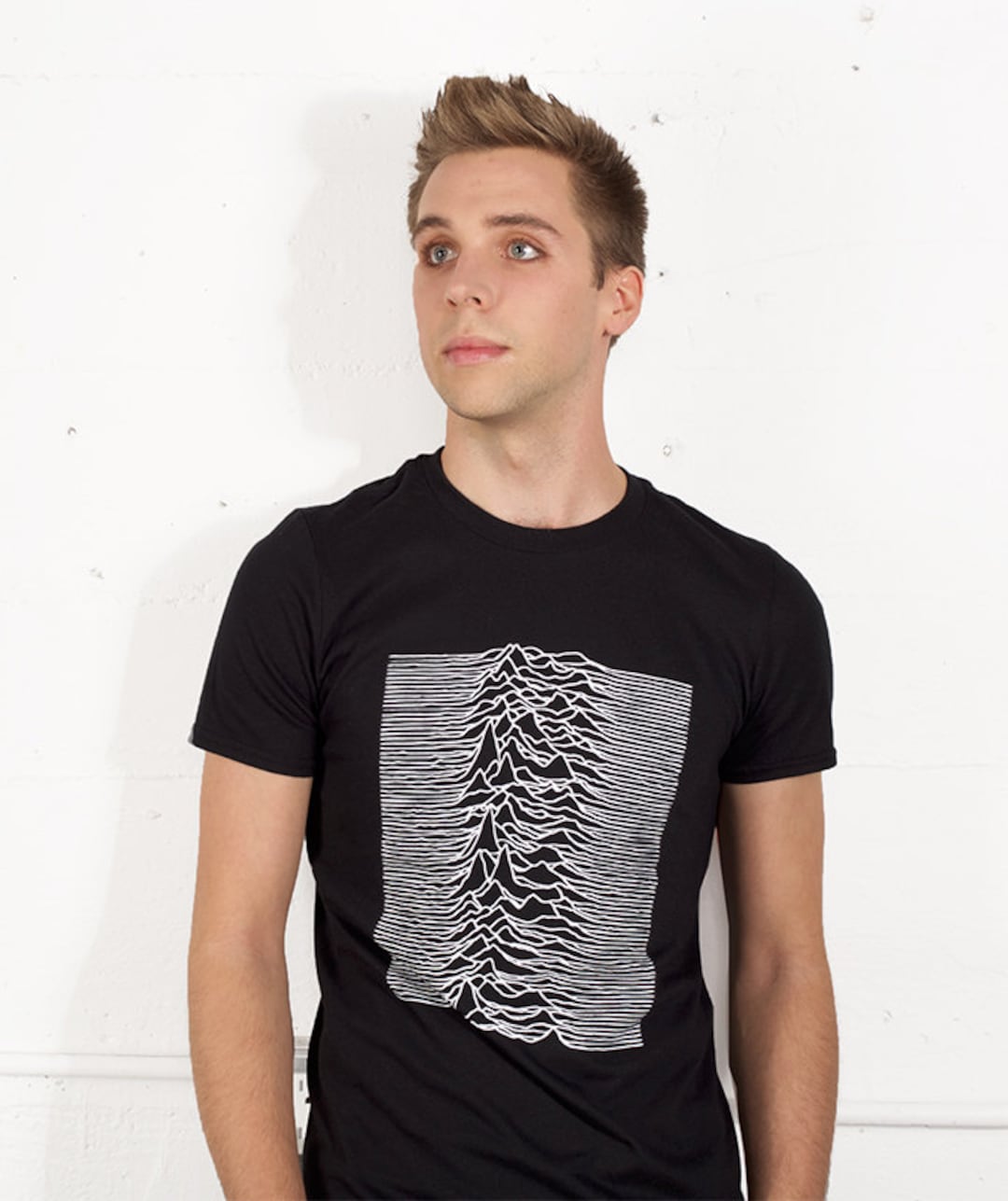 Radio Waves From CP 1919 Joy Division T-shirt. Etsy