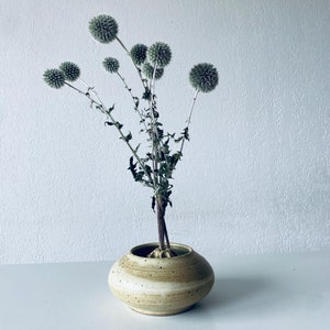 Stoneware flower vase