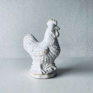 Ciddeco - Poule en céramique émaillée Blanc/Collerette naturelle
