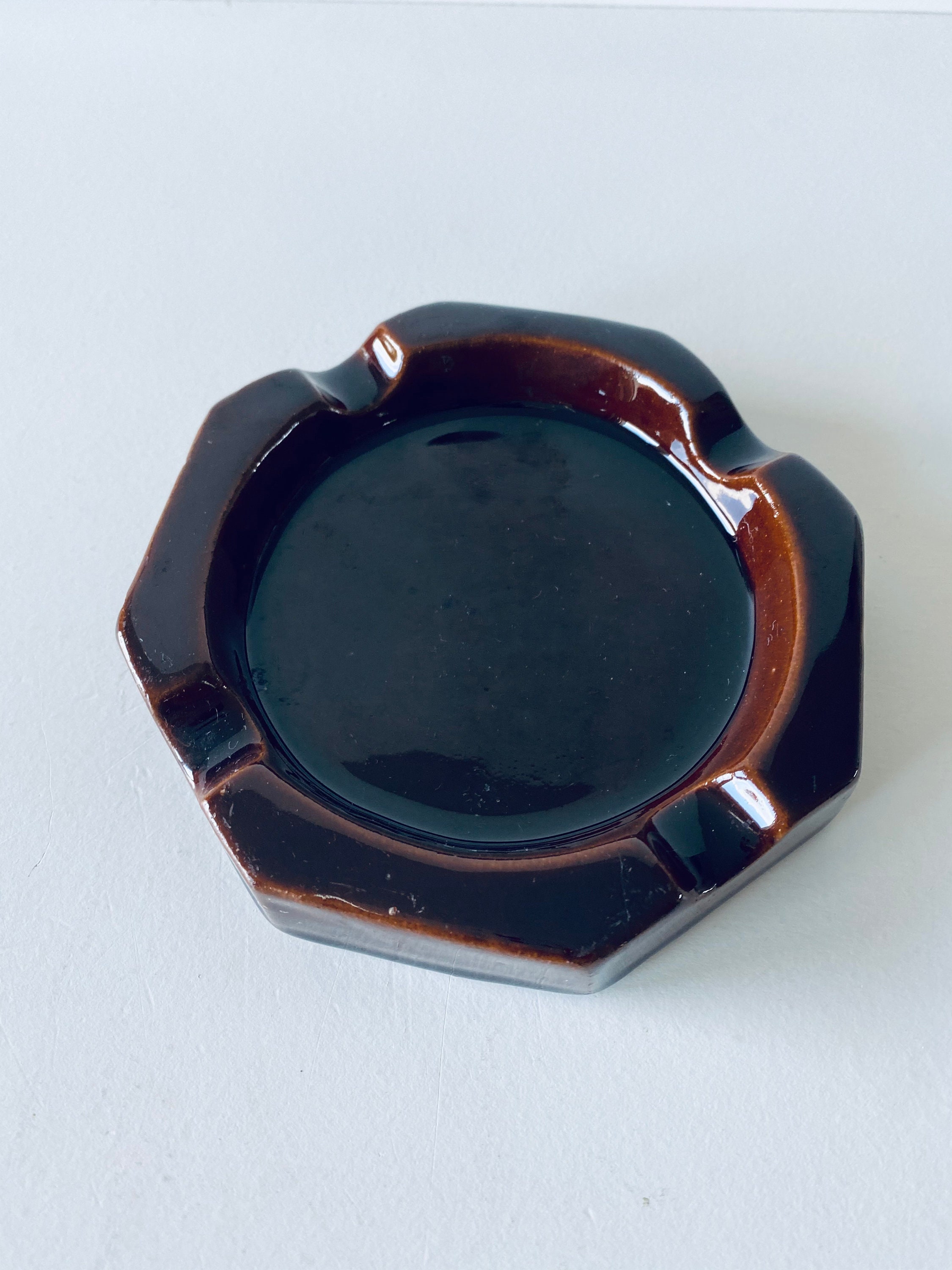 Old hexagonal ceramic ashtray Arma