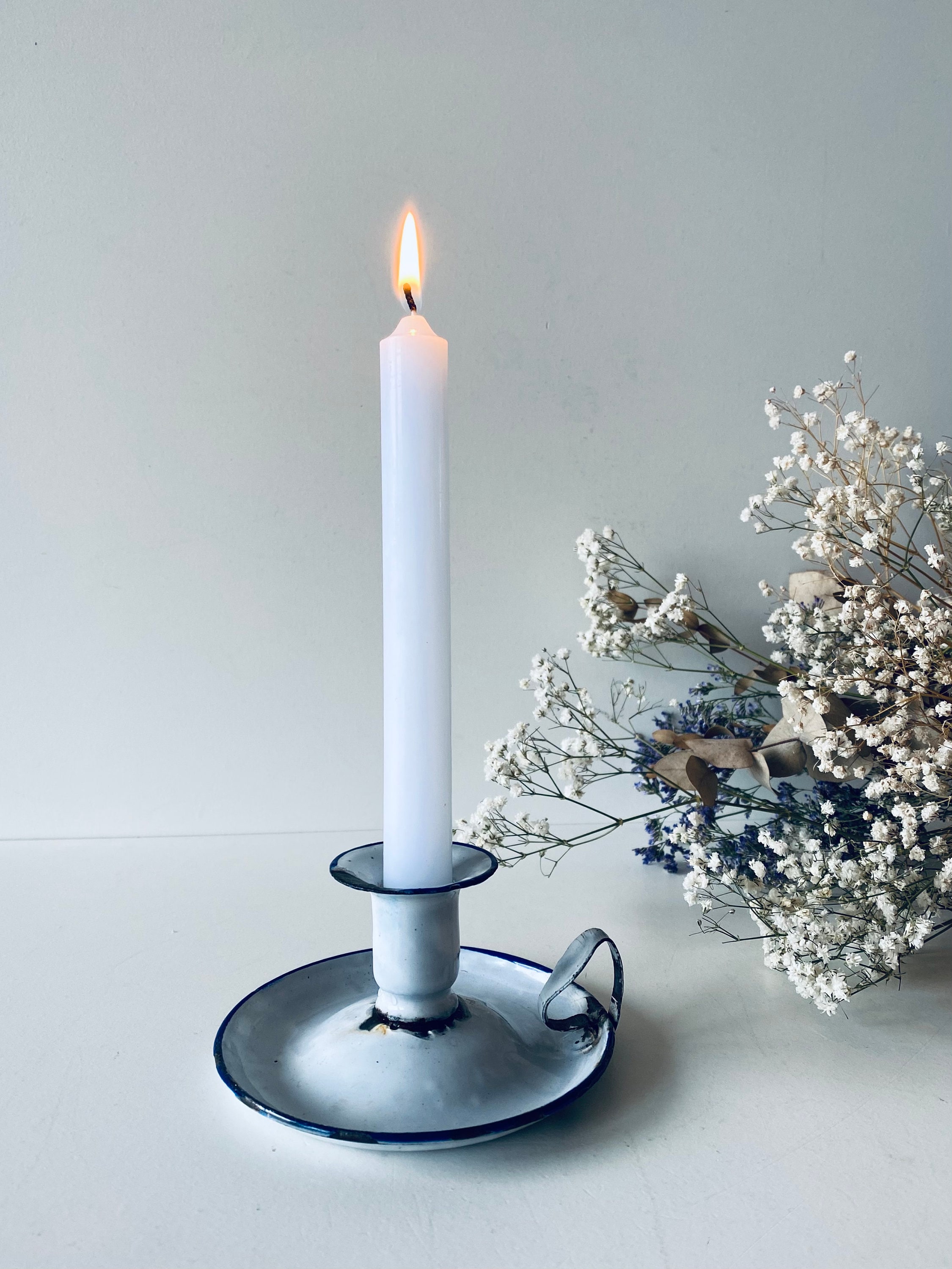 ホワイトエナメルメタルのアンティークキャンドルホルダー - Etsy 日本