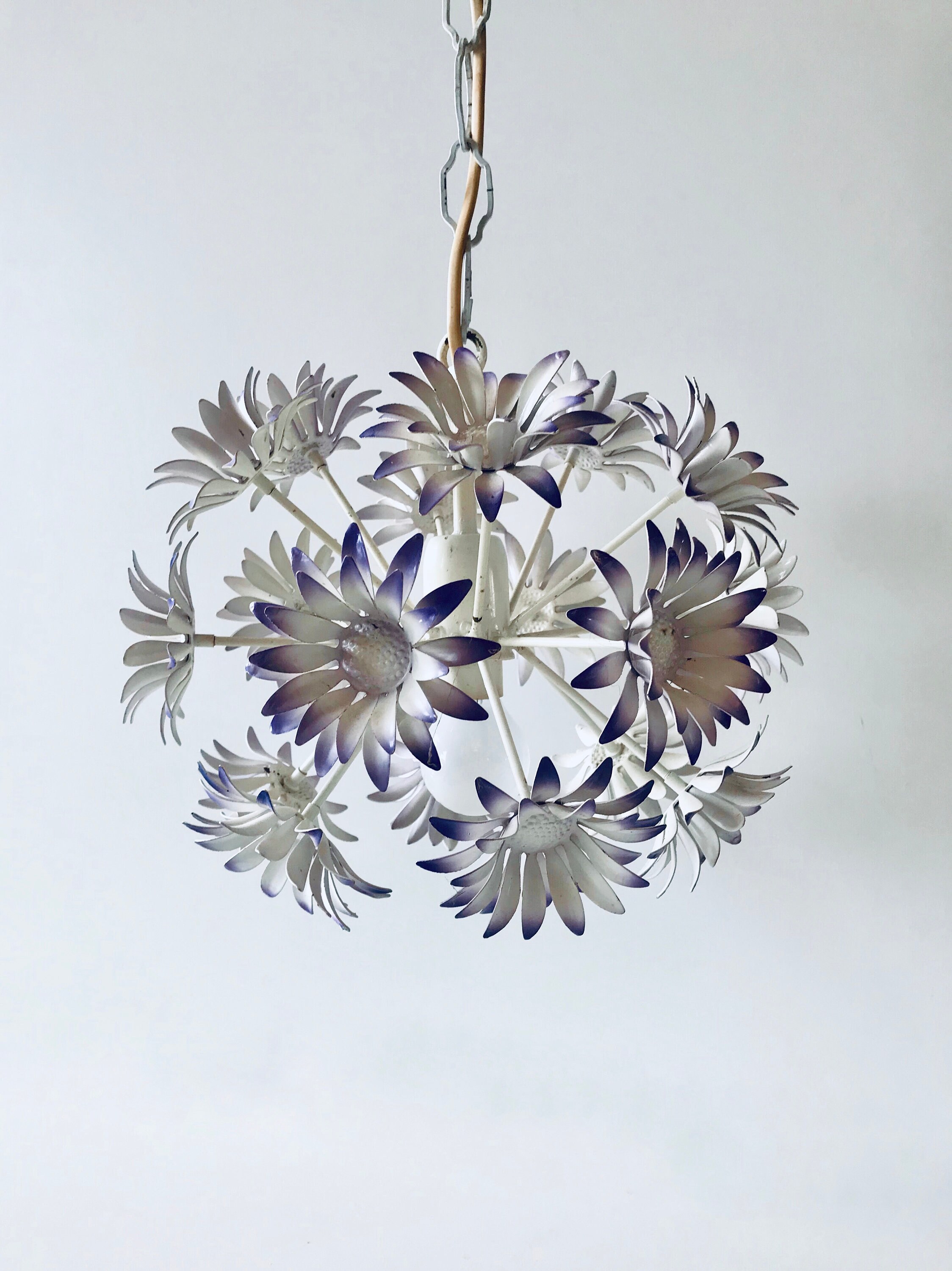 Suspension Luminaire Vintage Bouquets de Fleurs Violettes