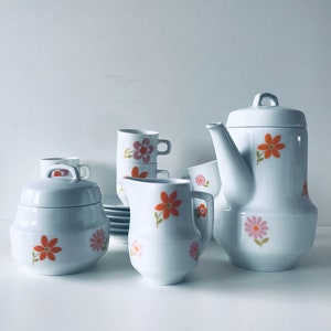 Porcelain coffee or tea service