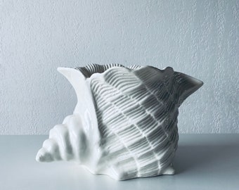 Vintage shell plant pot in white ceramic