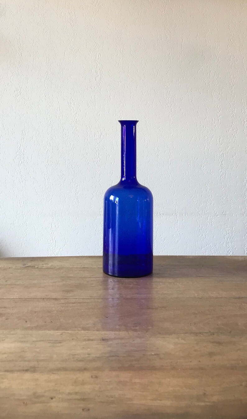 vase blue glass bottle in the spirit Gulwase by Otto Brauer for Holmegaard glass il 794xN tki1