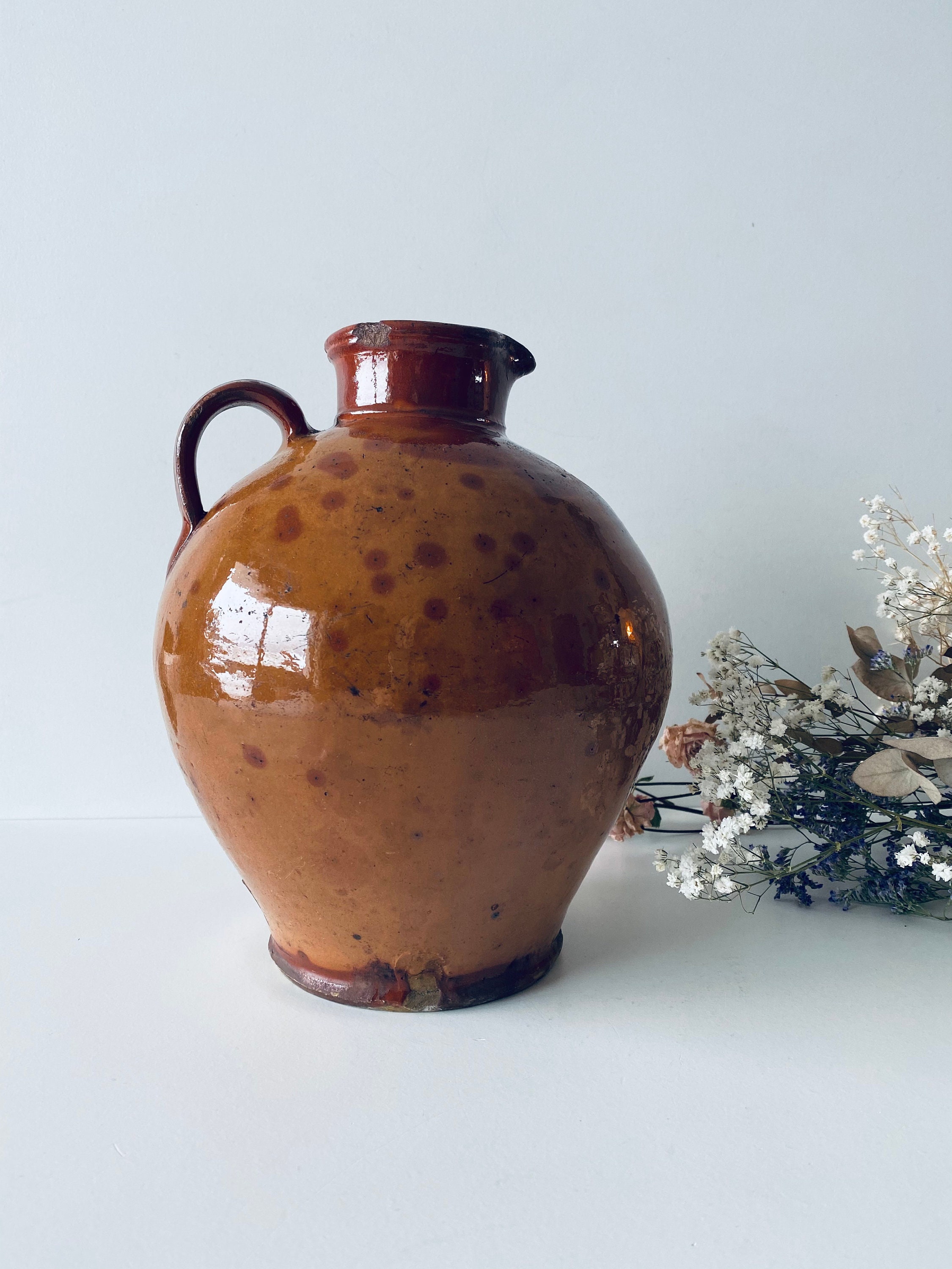 Pichet Antique en Terre Cuite Vernissée