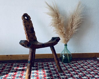 Antique tripod chair