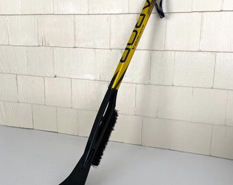 BAUER Vapor Hockey Stick SNOW BRUSH & Scraper
