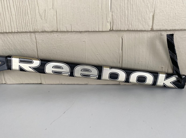 REEBOK Hockey Stick SNOW Brush & Scraper image 6