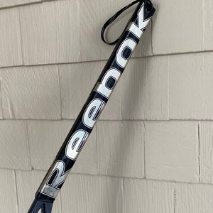 REEBOK Hockey Stick SNOW Brush & Scraper image 2