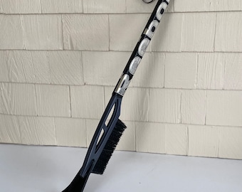 REEBOK Hockey Stick SNOW Brush & Scraper