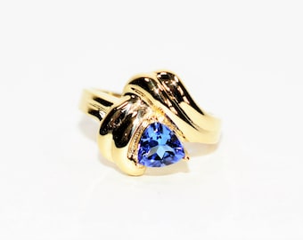 Natural Tanzanite Ring 14K Solid Gold .73ct Solitaire Ring Gemstone Ring Vintage Ring Estate Ring December Birthstone Ring Jewellery Jewelry