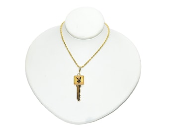 Necklaces & Pendants 