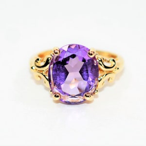 Natural Amethyst Ring 10K Solid Gold 3.93ct Birthstone Ring Solitaire Ring Vintage Ring Art Deco Ring Estate Jewelry Womens Ring Ladies Ring