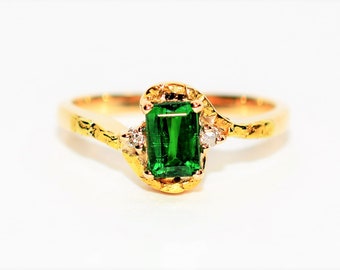 Natural Tsavorite Garnet & Diamond Ring 14K Solid Gold 1.01tcw Nugget Ring Garnet Ring January Birthstone Ring Green Gemstone Ladies Ring