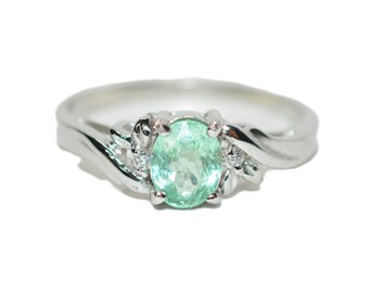 Natural Paraiba Tourmaline & Diamond Ring Platinum Ring .81tcw Women's Ring Estate Jewelry Jewellery Vintage Fine Gemstone Green Ring
