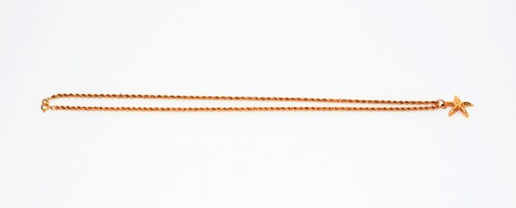 14K Solid Gold Starfish Pendant Necklace - Estate Jewelry View 3