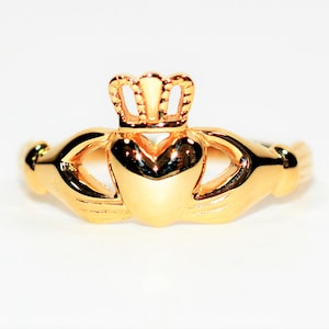 10K Solid Gold Claddagh Ring Heart Ring Celtic Ring Irish Ring Engagement Ring Promise Ring Romance Valentines Gift Fine Jewelry Jewellery