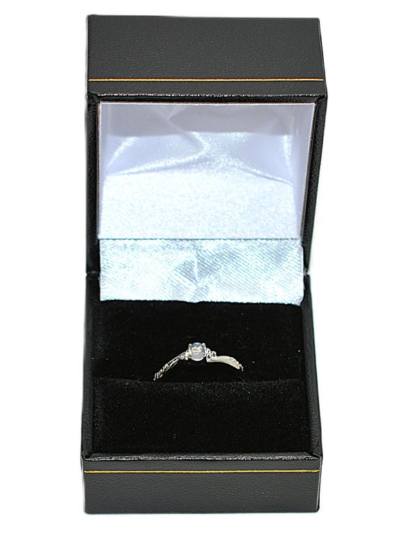 Natural Moonstone Platinum Ring: Vintage Solitair… - image 10