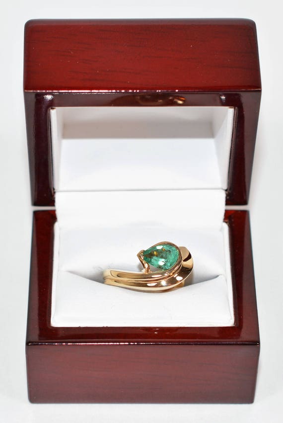 Natural Colombian Emerald Ring 14K Solid Gold 2.2… - image 10