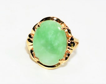 Natural Jade Ring 14K Solid Gold Antique Ring Statement Ring Solitaire Ring Cocktail Ring Green Ring Birthstone Ring Fine Womens Ring