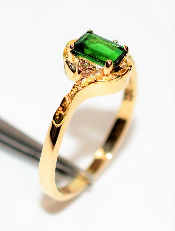 Natural Tsavorite Garnet & Diamond Ring 14K Solid… - image 4