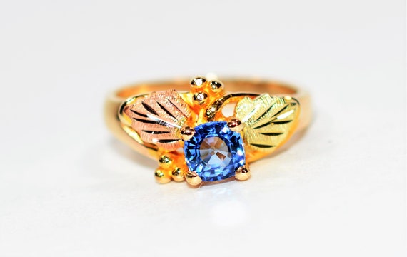 Natural Ceylon Sapphire Ring 10K Solid Gold .47ct… - image 1