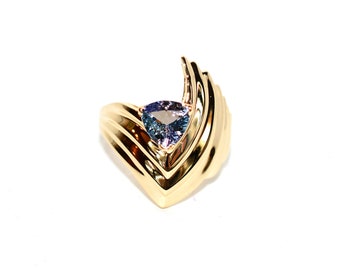 Natural Peacock Tanzanite Ring 14K Solid Gold 1.14ct Gemstone Ring Solitaire Ring December Birthstone Ring Vintage Ring Statement Jewellery