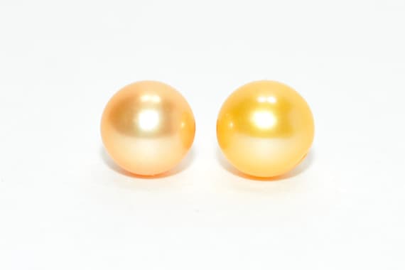 Natural South Sea Pearl Earrings 14K Solid Gold E… - image 1