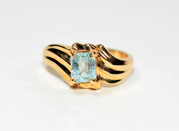 Natural Paraiba Tourmaline Ring 14K Solid Gold .7… - image 1