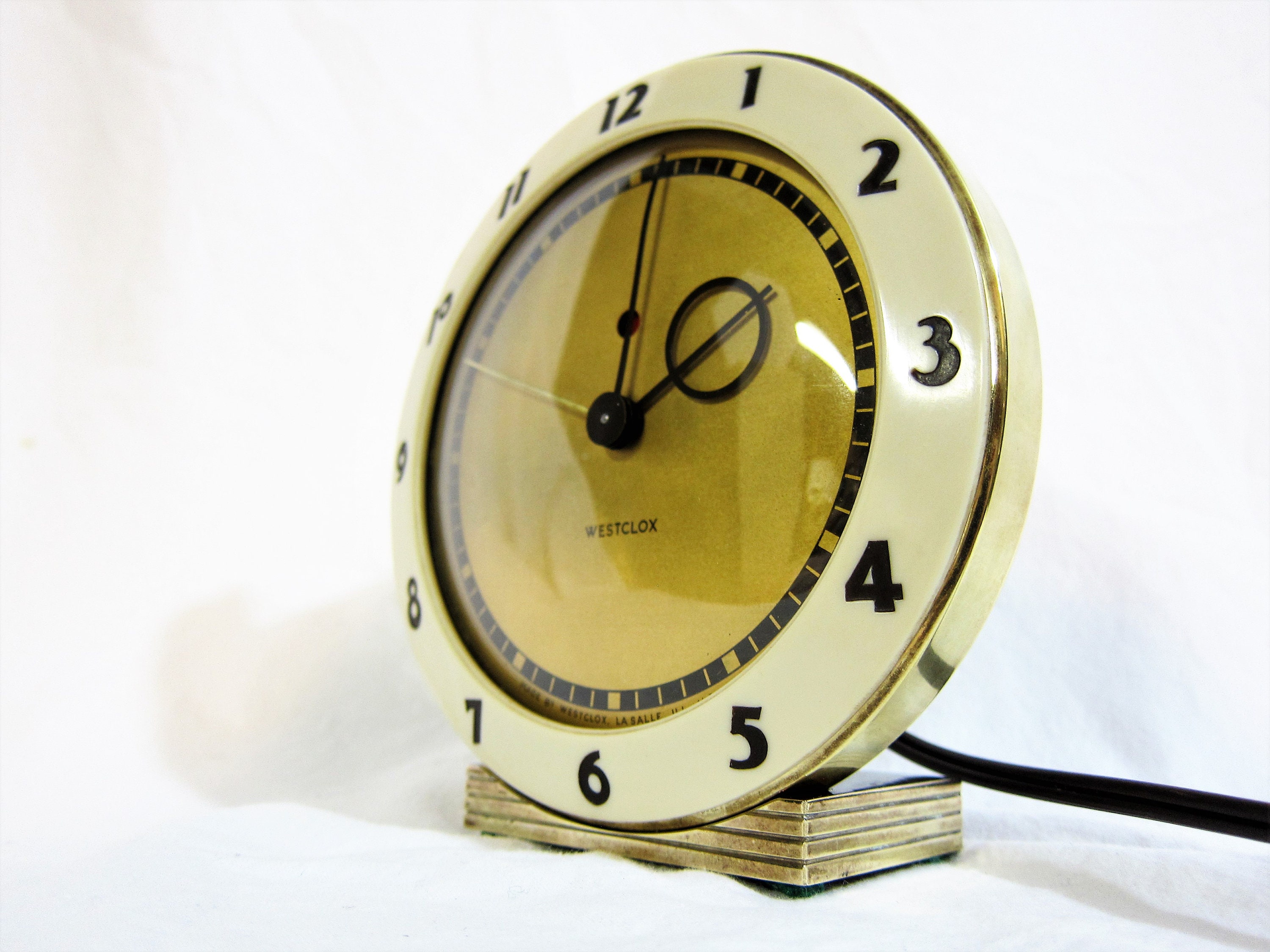 Westclox pittsfield Art Deco Electric Alarm Clock Etsy