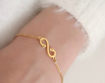 Dainty Infinity Bracelet Initial Heart Bracelet Family Bracelet Mom Gift Mother's Day Gift Eternity Bracelet